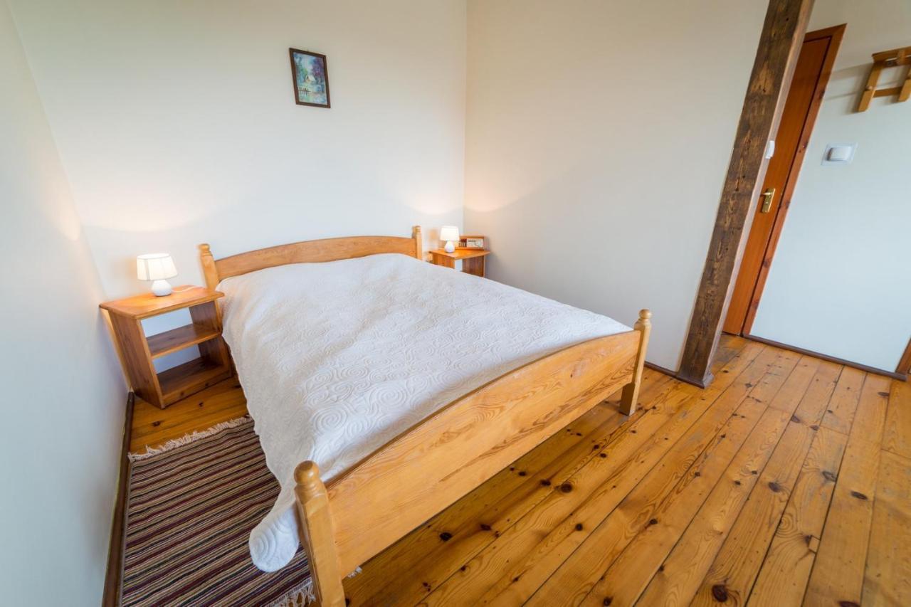 Folwark Luknajno Nad Jeziorem Sniardwy Gospoda Dziedzictwo Kulinarne Warmia-Mazury Mikołajki Exterior foto