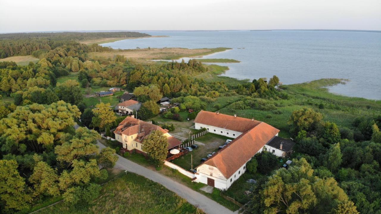 Folwark Luknajno Nad Jeziorem Sniardwy Gospoda Dziedzictwo Kulinarne Warmia-Mazury Mikołajki Exterior foto